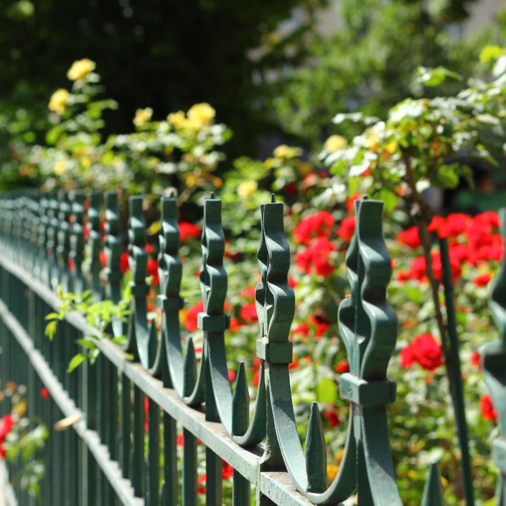 chicagoland-fence-pros-iron-fence-about-us-chicago