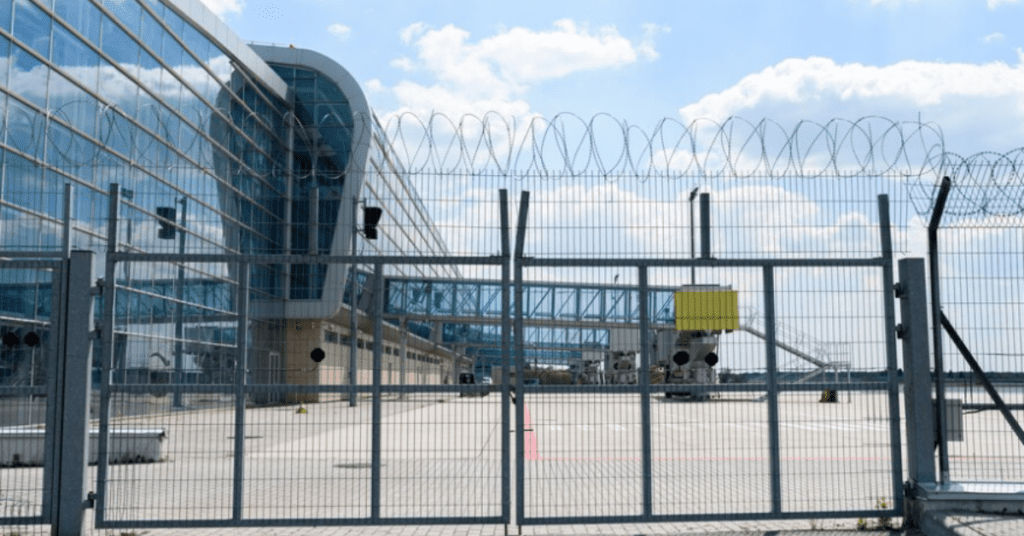 choosing your industrial fencing contractor