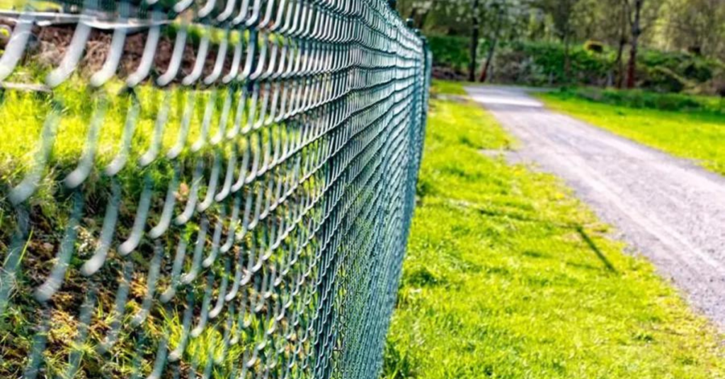 chain wire fence for perimeter control
