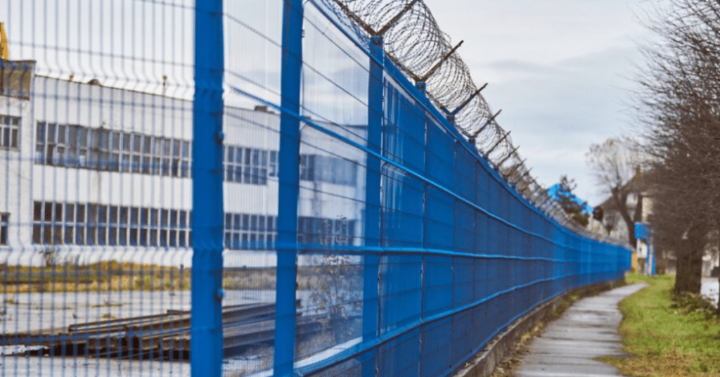 what to expect when installing commercial fencing